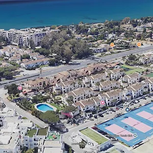Confortable Urbanización El Paraiso , Estepona España